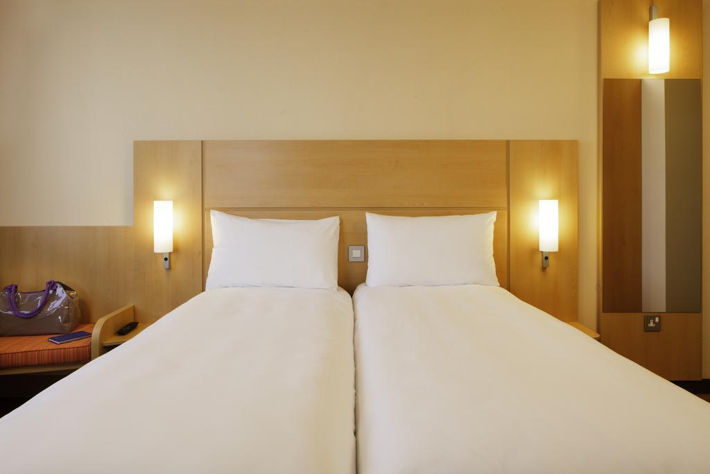 Twin Room,1208748094:JPEG