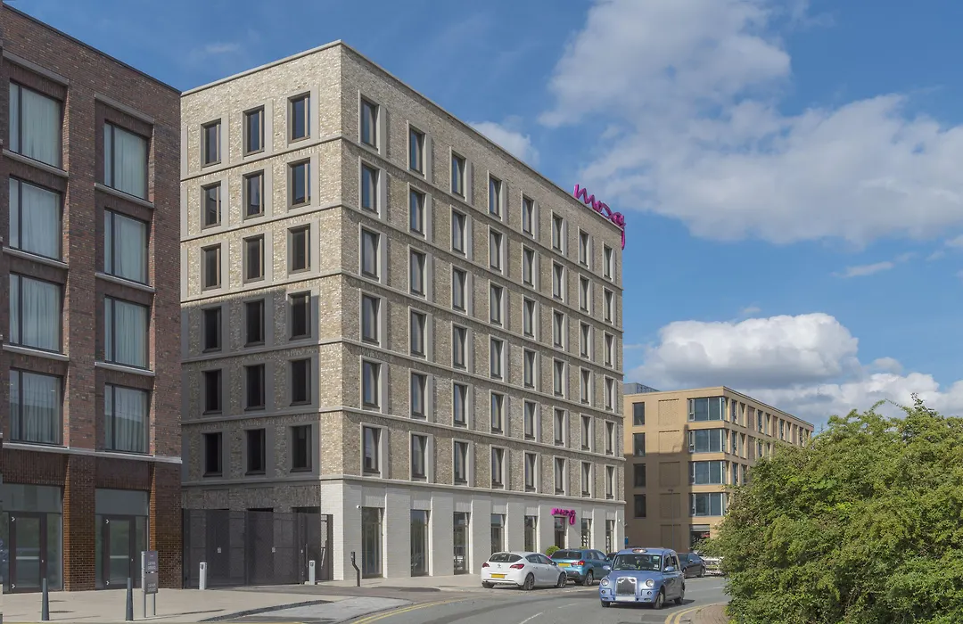 Moxy London Excel-1