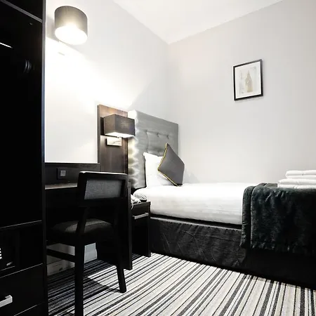 The 29 London-3