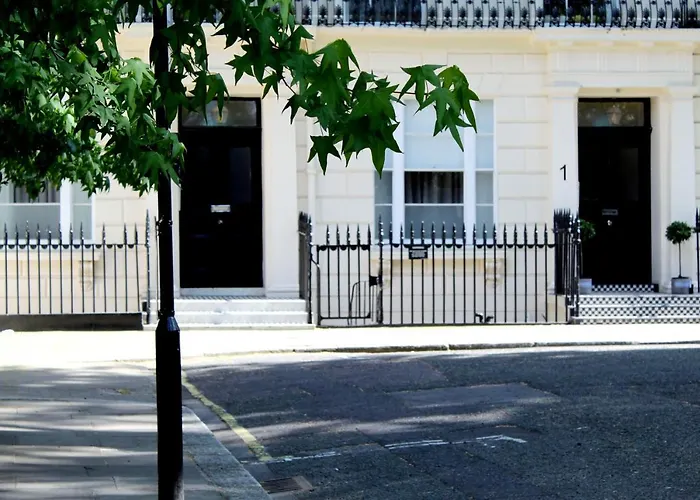 1 Craven Hill Gardens