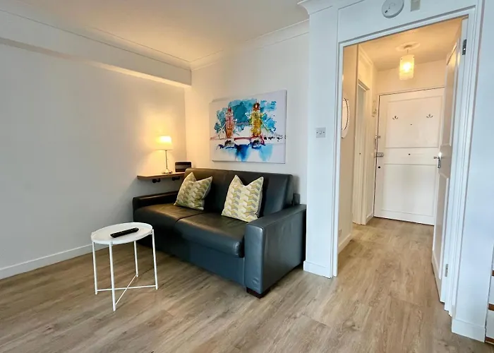 Marlyn Lodge - City Of London